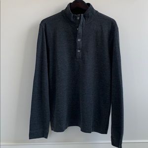 Banana Republic grey pullover